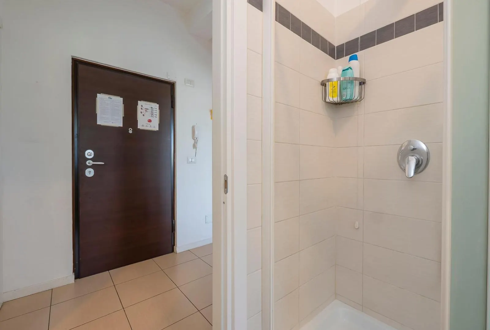 I Host Apartment - Forze Armate 83 Milan